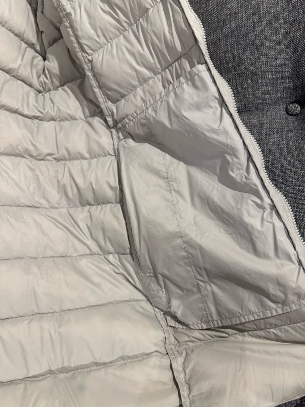 Eddie Bauer EB650 Down Puffer jacket S - Picture 9 of 10